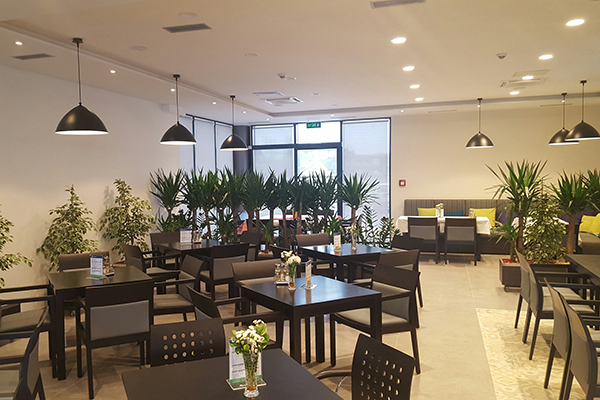Restoran & Café
